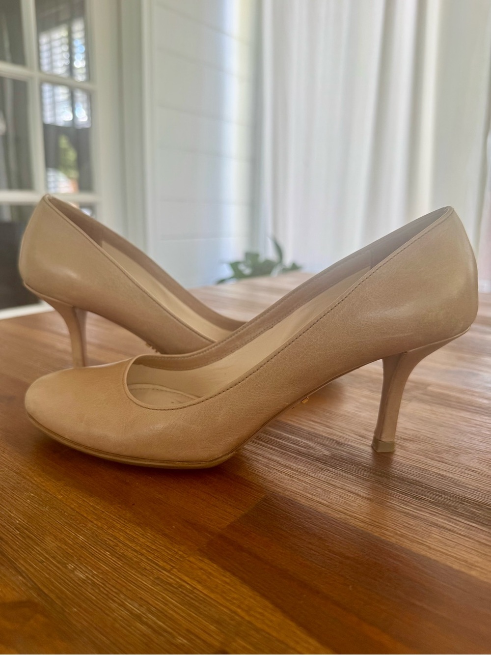 Vintage Prada Milano Nude/Beige Pumps
